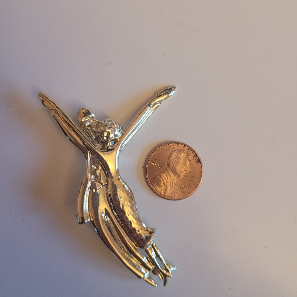 Elegant Silver-Toned Dancing Couple Brooch